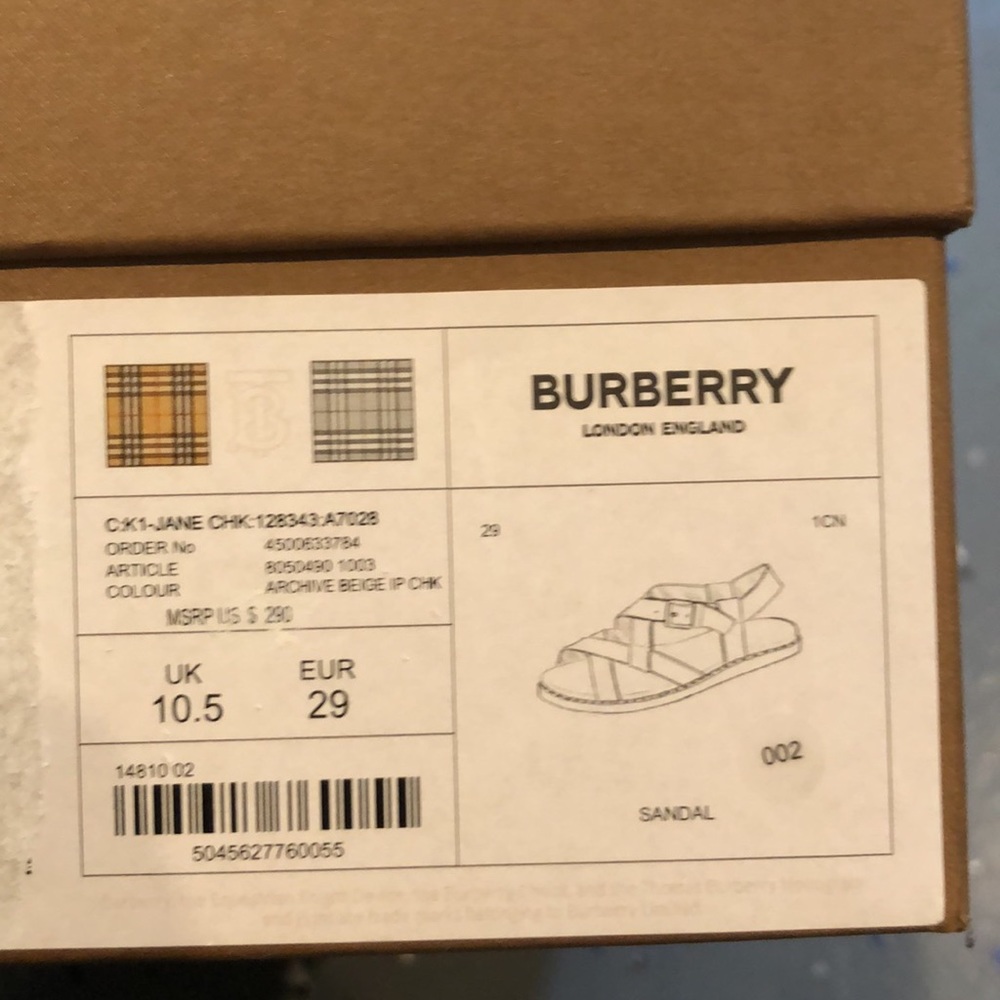 Burberry - Picture 7 of 7